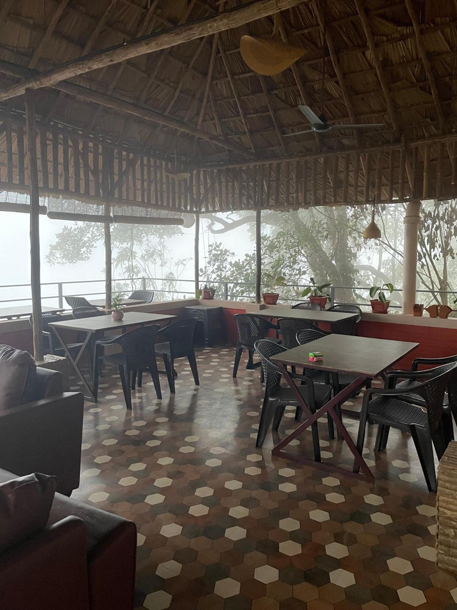 Sunset Valley Kerala Pool Resort - Serene Natural Forest Cottage Stay In Idukki With Sunrise & Sunset Panoramas, Natural Streams & Tranquil Summer Evenings Pirmed Exterior photo