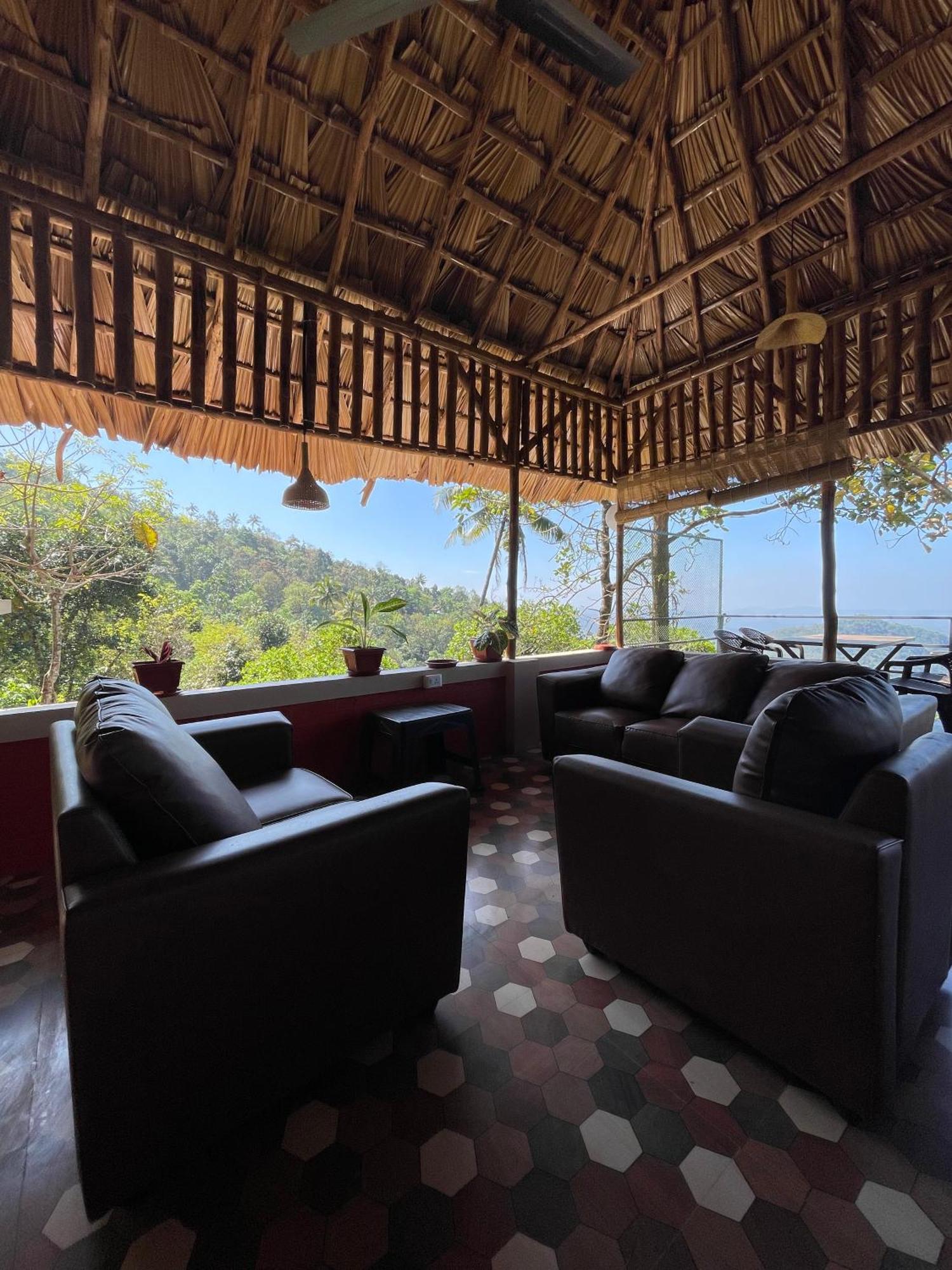 Sunset Valley Kerala Pool Resort - Serene Natural Forest Cottage Stay In Idukki With Sunrise & Sunset Panoramas, Natural Streams & Tranquil Summer Evenings Pirmed Exterior photo