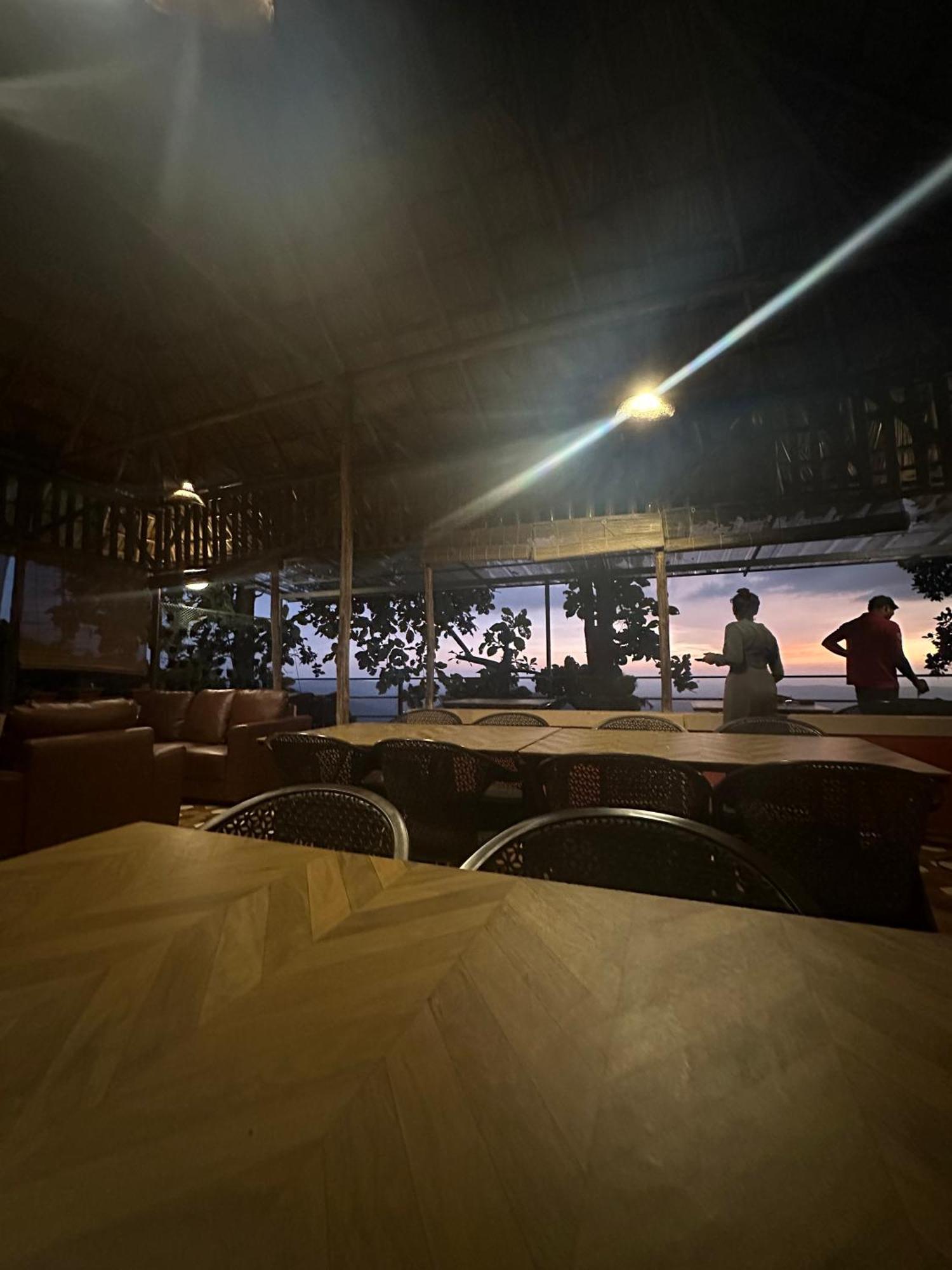 Sunset Valley Kerala Pool Resort - Serene Natural Forest Cottage Stay In Idukki With Sunrise & Sunset Panoramas, Natural Streams & Tranquil Summer Evenings Pirmed Exterior photo
