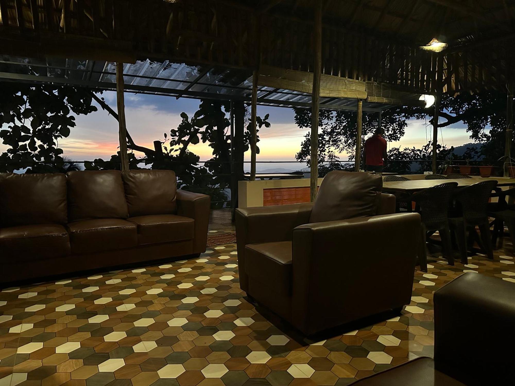 Sunset Valley Kerala Pool Resort - Serene Natural Forest Cottage Stay In Idukki With Sunrise & Sunset Panoramas, Natural Streams & Tranquil Summer Evenings Pirmed Exterior photo