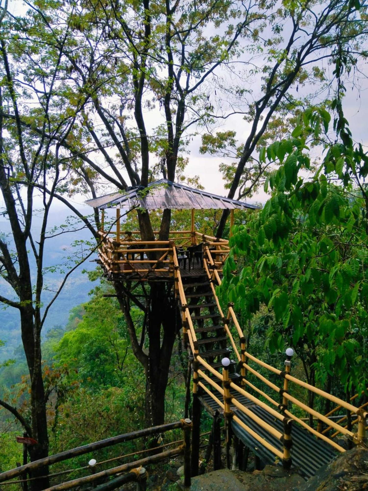 Sunset Valley Kerala Pool Resort - Serene Natural Forest Cottage Stay In Idukki With Sunrise & Sunset Panoramas, Natural Streams & Tranquil Summer Evenings Pirmed Exterior photo