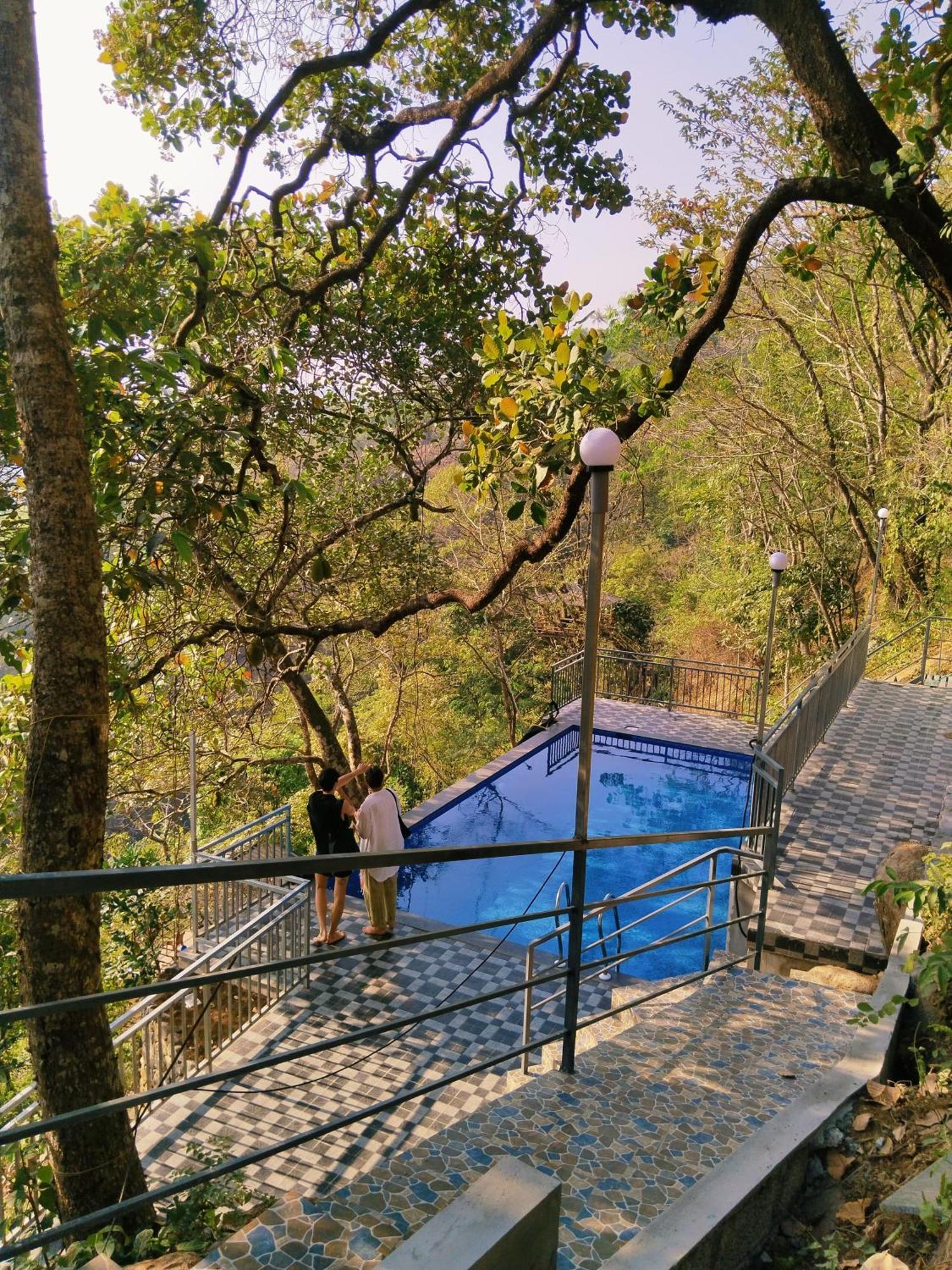 Sunset Valley Kerala Pool Resort - Serene Natural Forest Cottage Stay In Idukki With Sunrise & Sunset Panoramas, Natural Streams & Tranquil Summer Evenings Pirmed Exterior photo