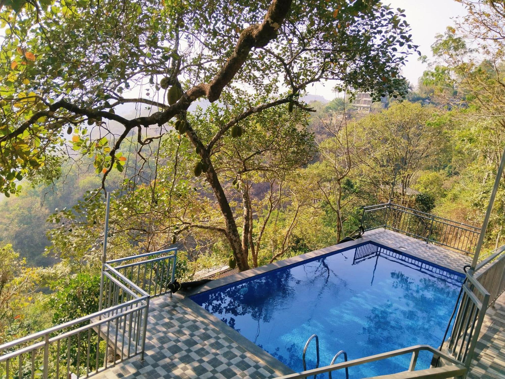 Sunset Valley Kerala Pool Resort - Serene Natural Forest Cottage Stay In Idukki With Sunrise & Sunset Panoramas, Natural Streams & Tranquil Summer Evenings Pirmed Exterior photo