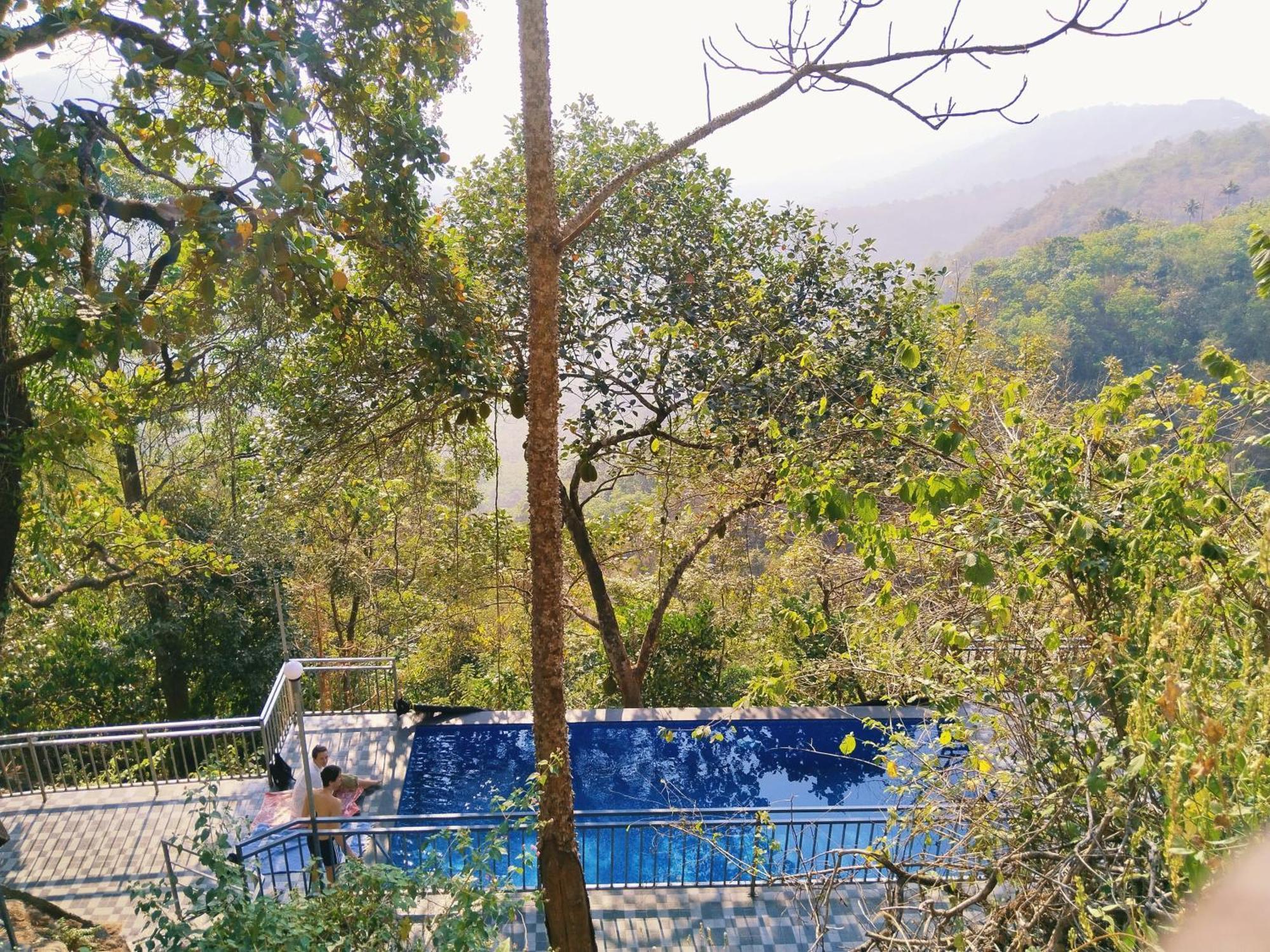 Sunset Valley Kerala Pool Resort - Serene Natural Forest Cottage Stay In Idukki With Sunrise & Sunset Panoramas, Natural Streams & Tranquil Summer Evenings Pirmed Exterior photo