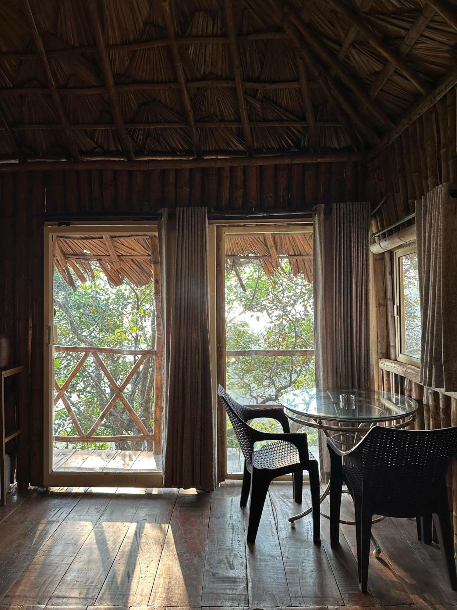 Sunset Valley Kerala Pool Resort - Serene Natural Forest Cottage Stay In Idukki With Sunrise & Sunset Panoramas, Natural Streams & Tranquil Summer Evenings Pirmed Exterior photo