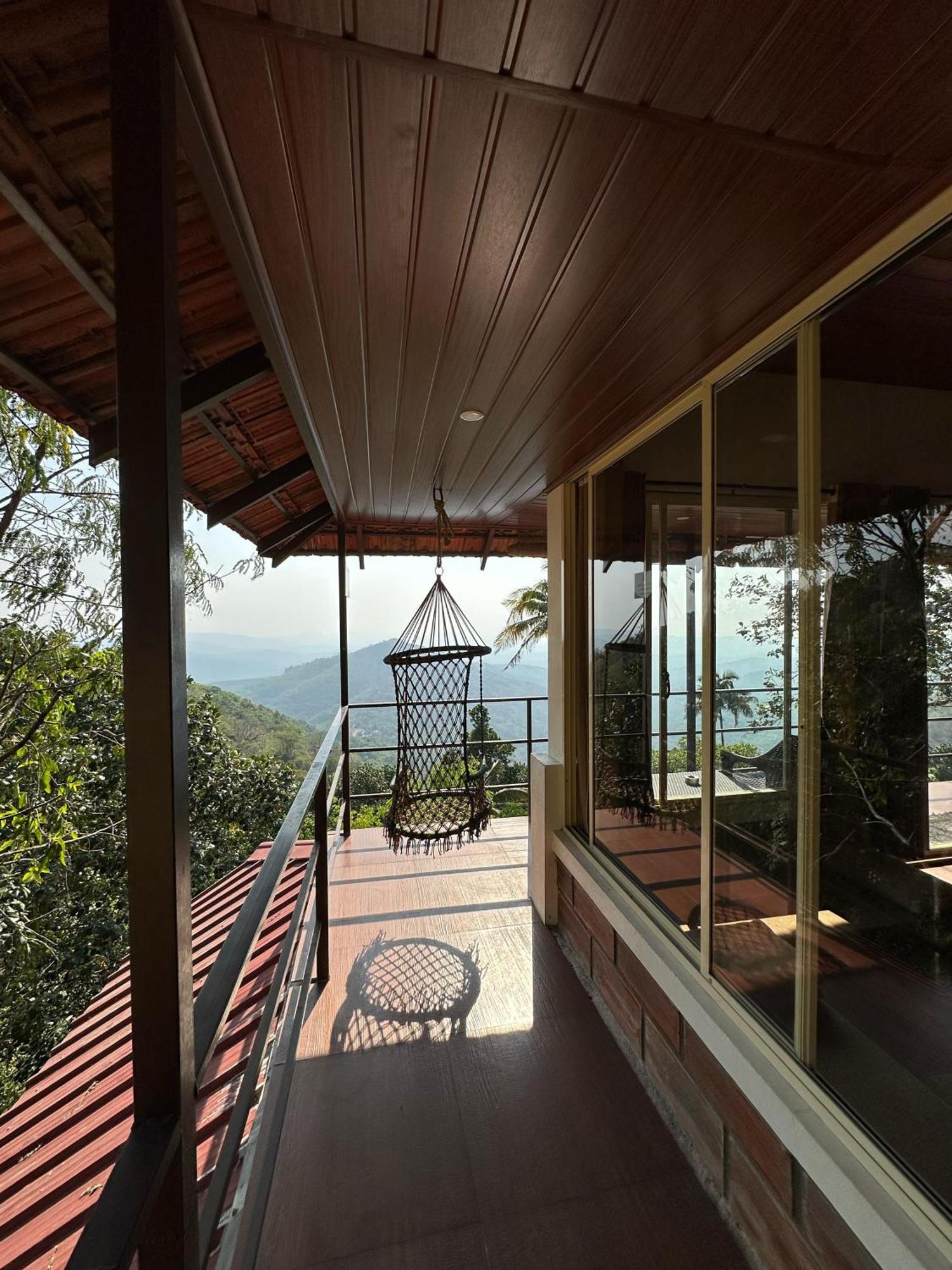 Sunset Valley Kerala Pool Resort - Serene Natural Forest Cottage Stay In Idukki With Sunrise & Sunset Panoramas, Natural Streams & Tranquil Summer Evenings Pirmed Exterior photo
